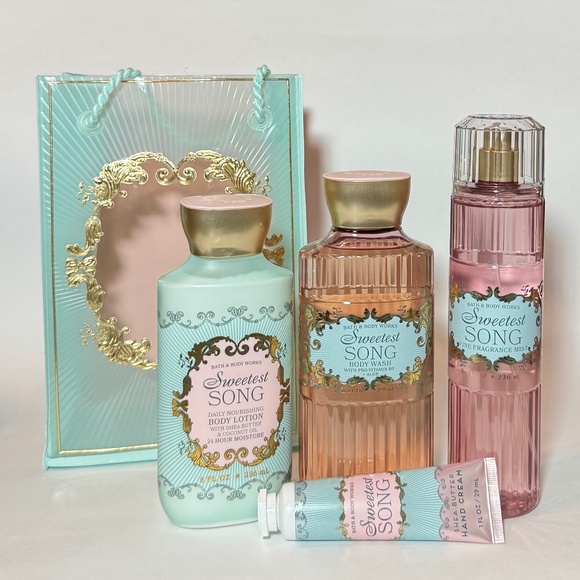 SWEETEST SONG Gift Set - Picture 1 of 4